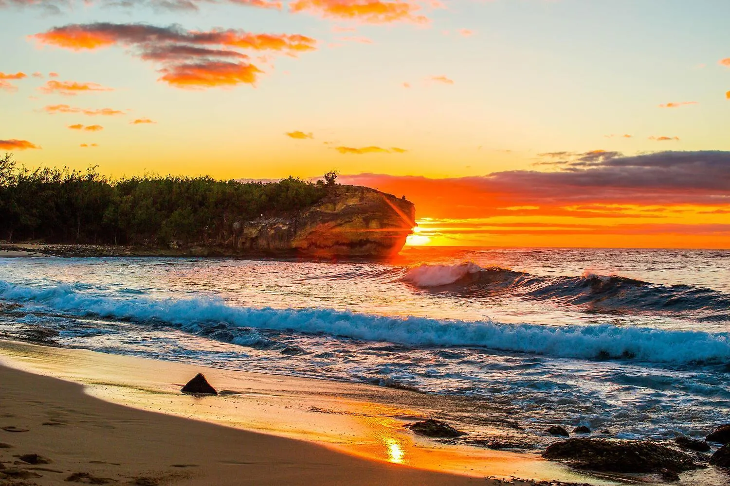 Poipu Sands 513 - Ocean Front Koloa Holiday home